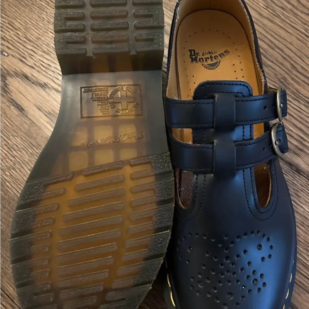 Dr. Martens Women Black Mary Jane Double-Strap Shoes - Picture 4 of 5